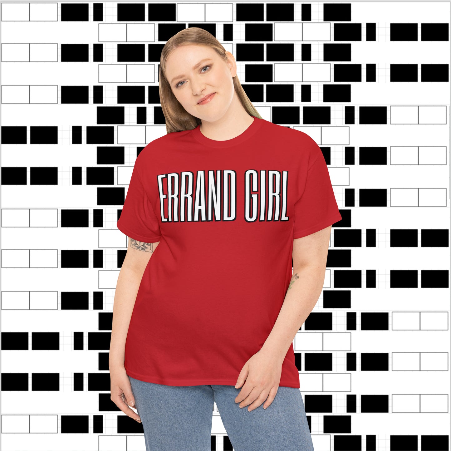 Errand Girl UUel-Tee